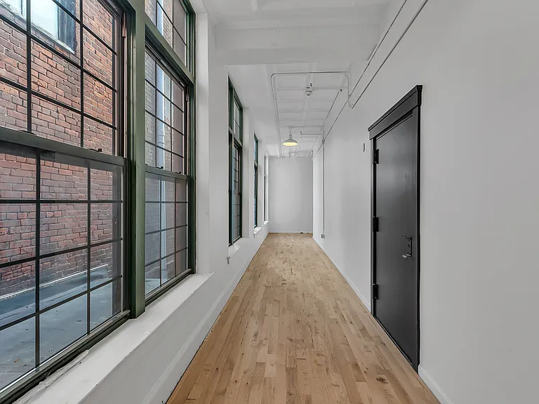 83 Main St #5 — Photo 15