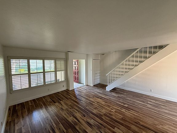 3rd image of 1899 Pomar Way