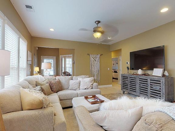 5th image of 2206 Haworth Ct