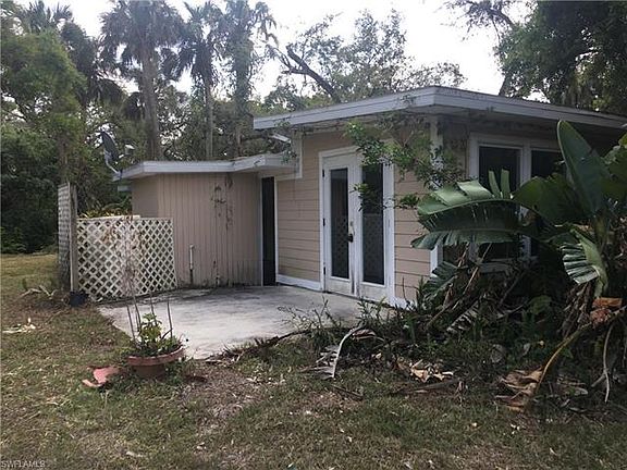 3rd image of 2331 Bishop Dr
