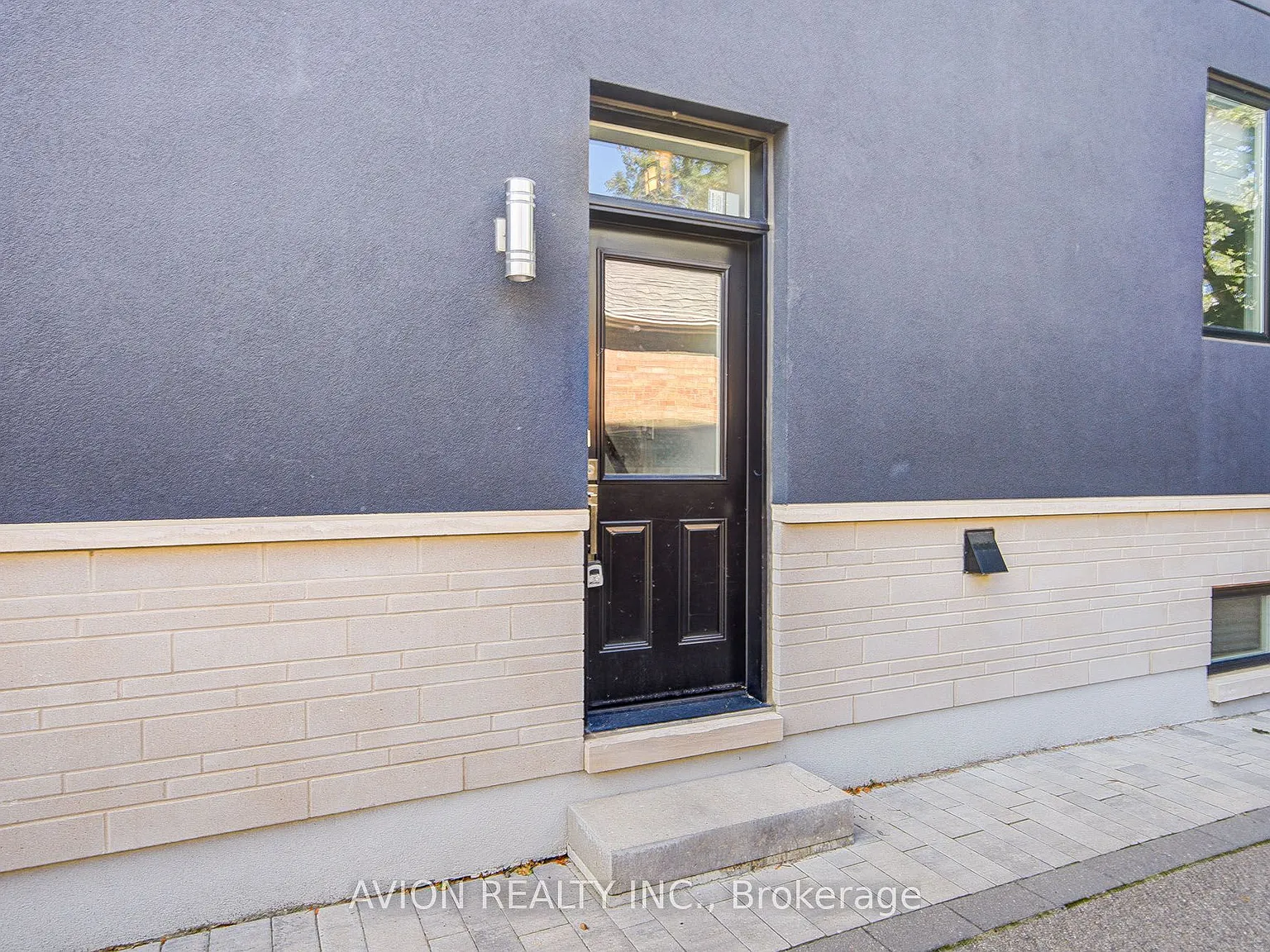 2 bed, $1,900 — Photo 4