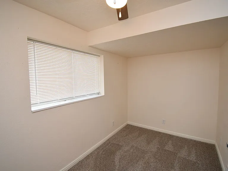 5421 W Branbury Ct — Photo 12