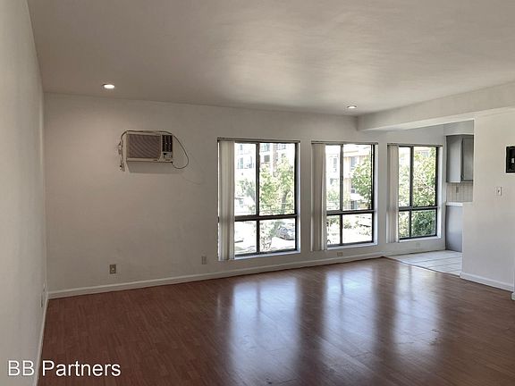 3rd image of 8386 Blackburn Ave #301