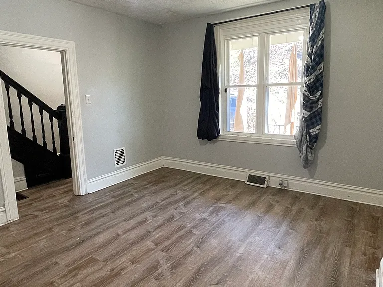 226 Lobinger Ave — Photo 8