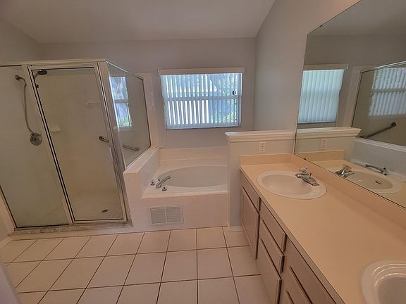 5th image of 1457 Whitehall Blvd