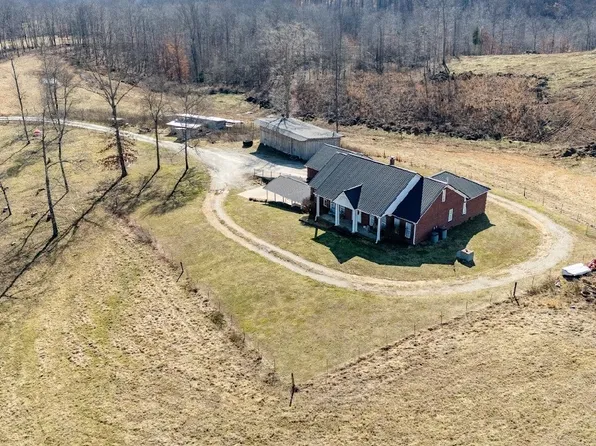 22 Ray Rd, Lawrenceburg, TN 38464
