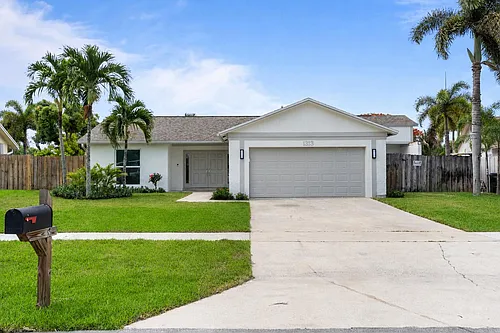 1313 Pinetta Cir Photo 1