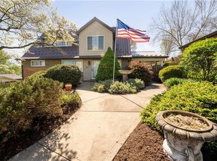 3631 S Park Rd, Bethel Park, PA 15102