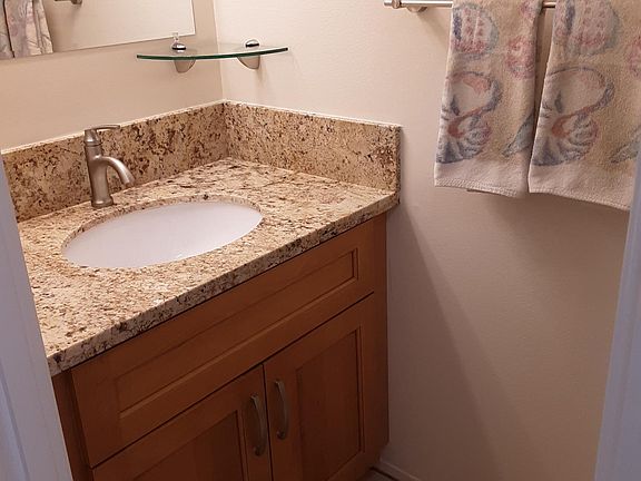 Upgraded powder room on 1st floor