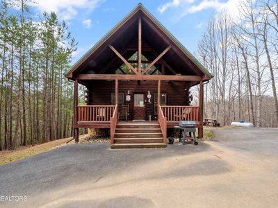 2220 Breezy Rd, Sevierville, TN, 37876