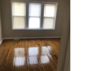 7445 S Kenwood Ave #1R, Chicago, IL 60619