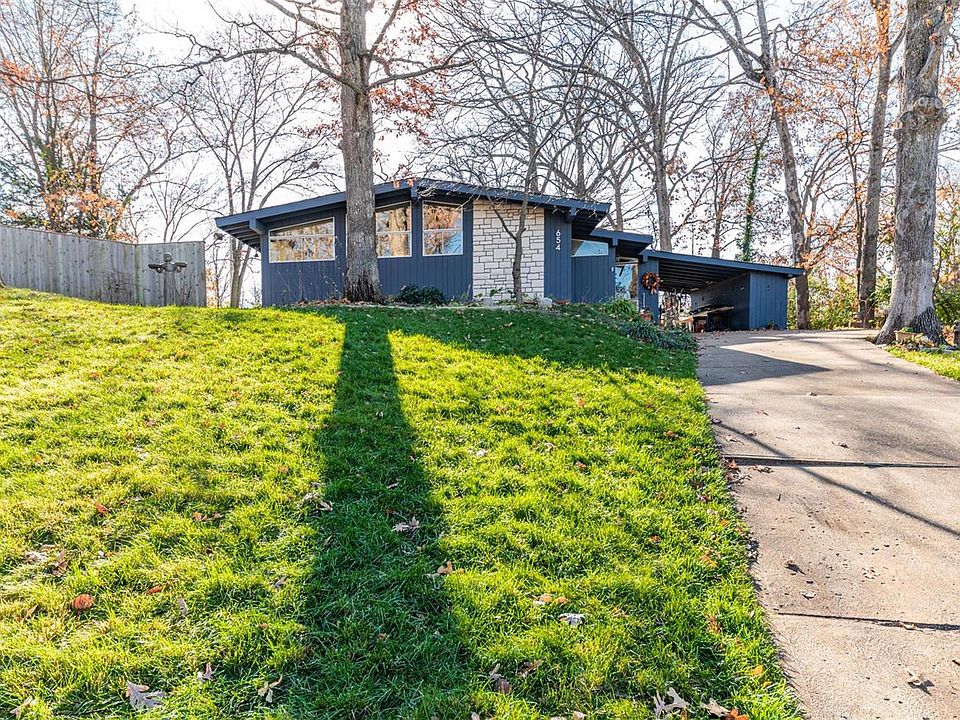 1st image of 654 Craigwoods Dr
