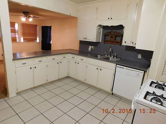 3rd image of 1204 W 11th St