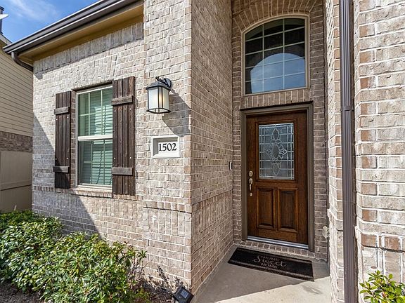 4th image of 1502 Summer City Dr