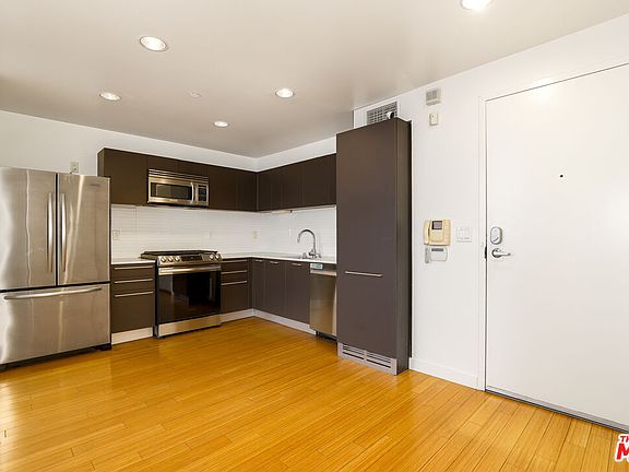 3rd image of 1912 Broadway APT 311