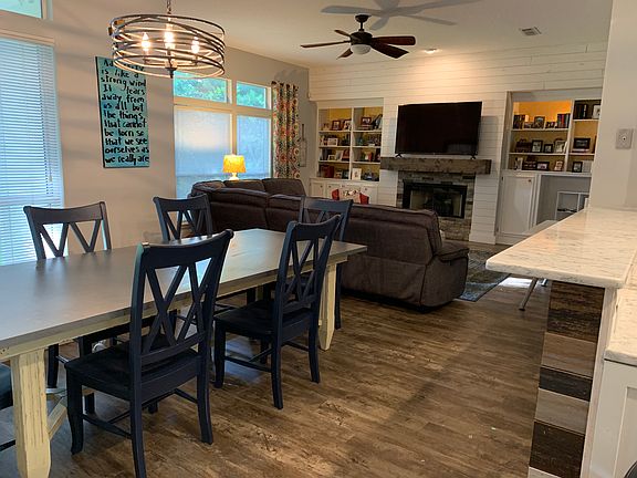 Custom fireplace mantel