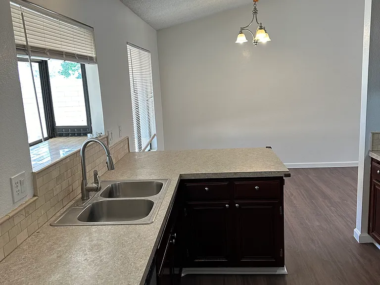 9193 Birchwood Ct — Photo 20