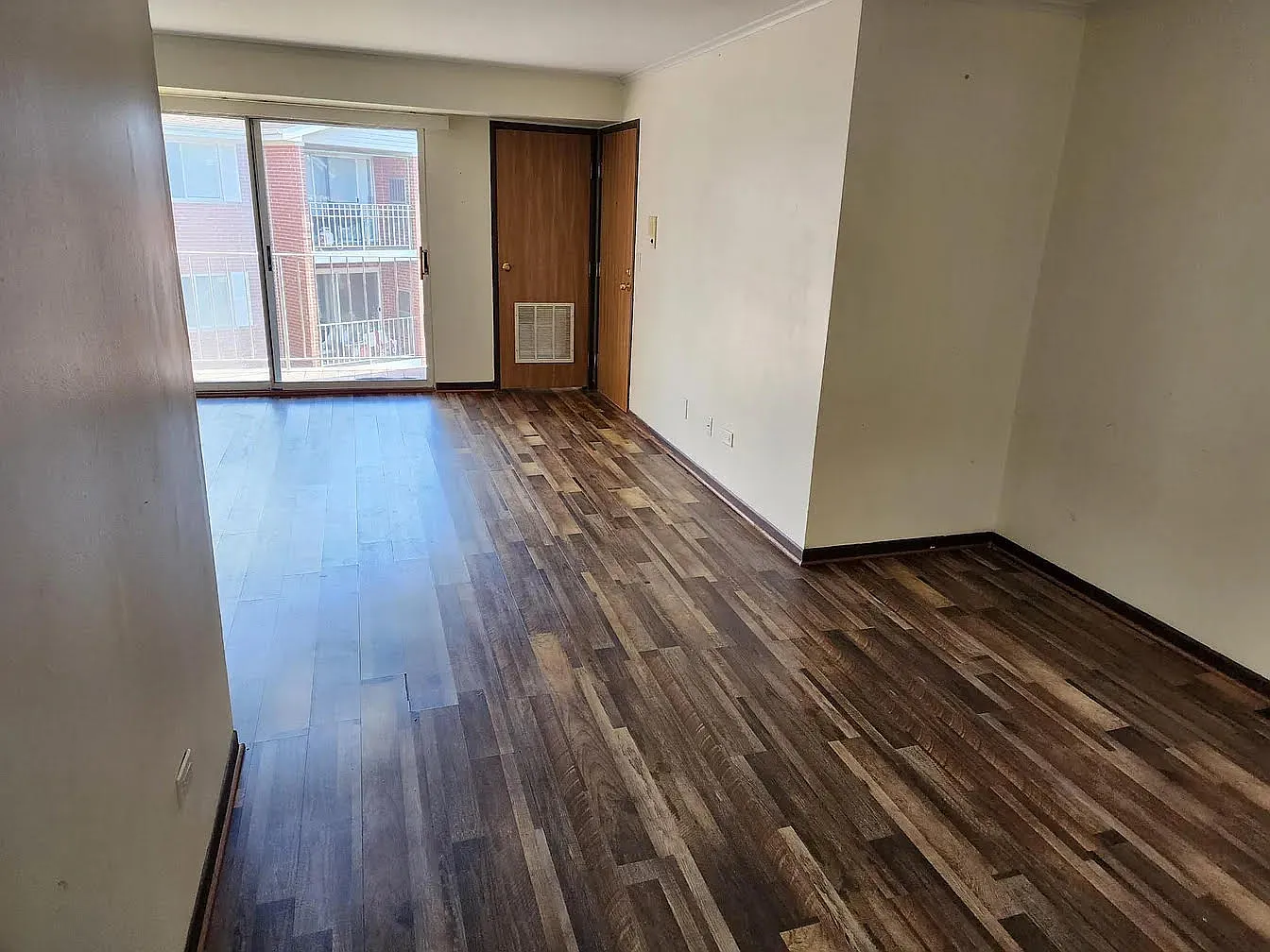 2 bed, $1,400 — Photo 2