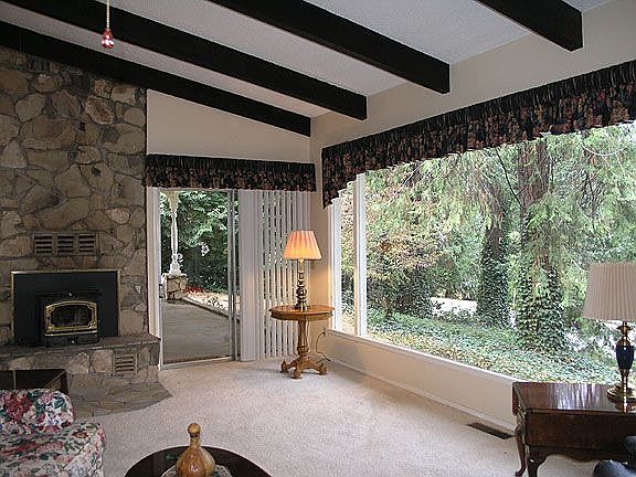 LR, huge view window