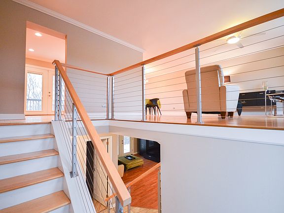3rd image of 155 W King George Ct