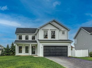 6451 Pincherry Way, Lake View, NY 14085