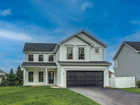 6451 Pincherry Way, Lake View, NY 14085