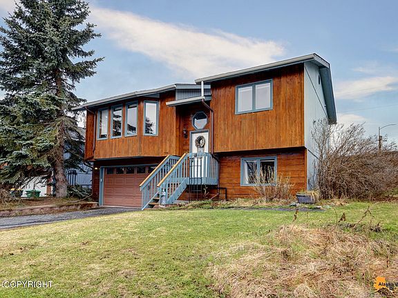 2nd image of 3931 Dandelion Wine Cir