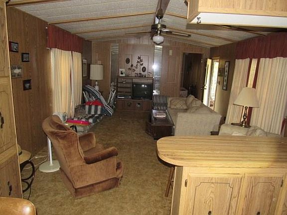5th image of 12030 Rosemary Ln