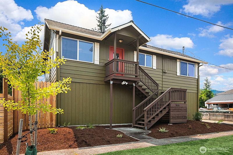 4th image of 39151 SE Delta Street