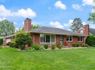 3612 Winchester Rd, Saint Matthews, KY 40207