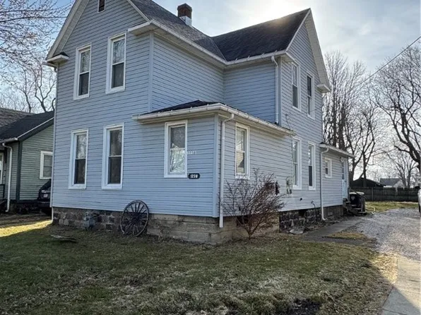 1238 W 8th St, Ashtabula, OH 44004