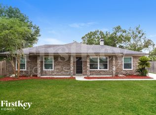 800 Driftwood Pl, Orange Park, FL 32065