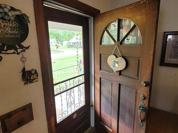 5th image of 508 S Marion Ave