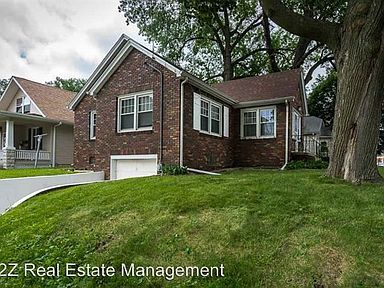 2035 Davie St Davenport Ia 52804 Zillow