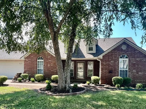 325 Natchez Dr, Jonesboro, AR 72404