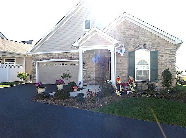 1st image of 16536 S Fox Run Cir #16536