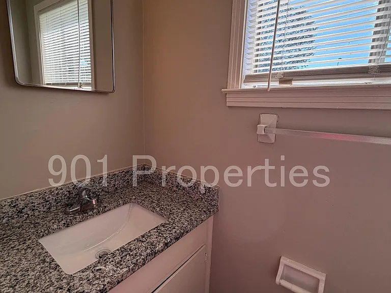 2658 Galaxie St — Photo 12