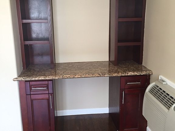 4th image of 203 N Almont Dr APT 4