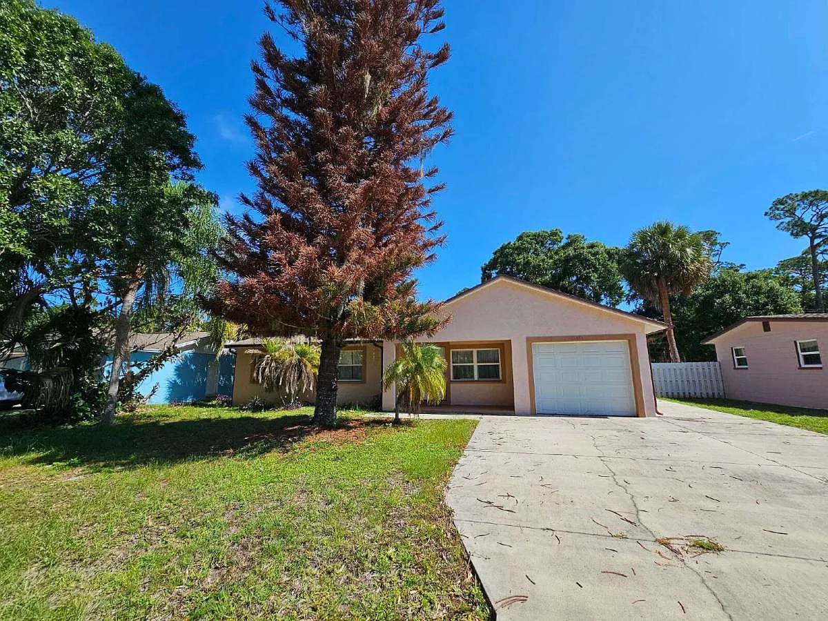 1044 Bernice Rd in Rockledge, FL 32955 — Photo 1