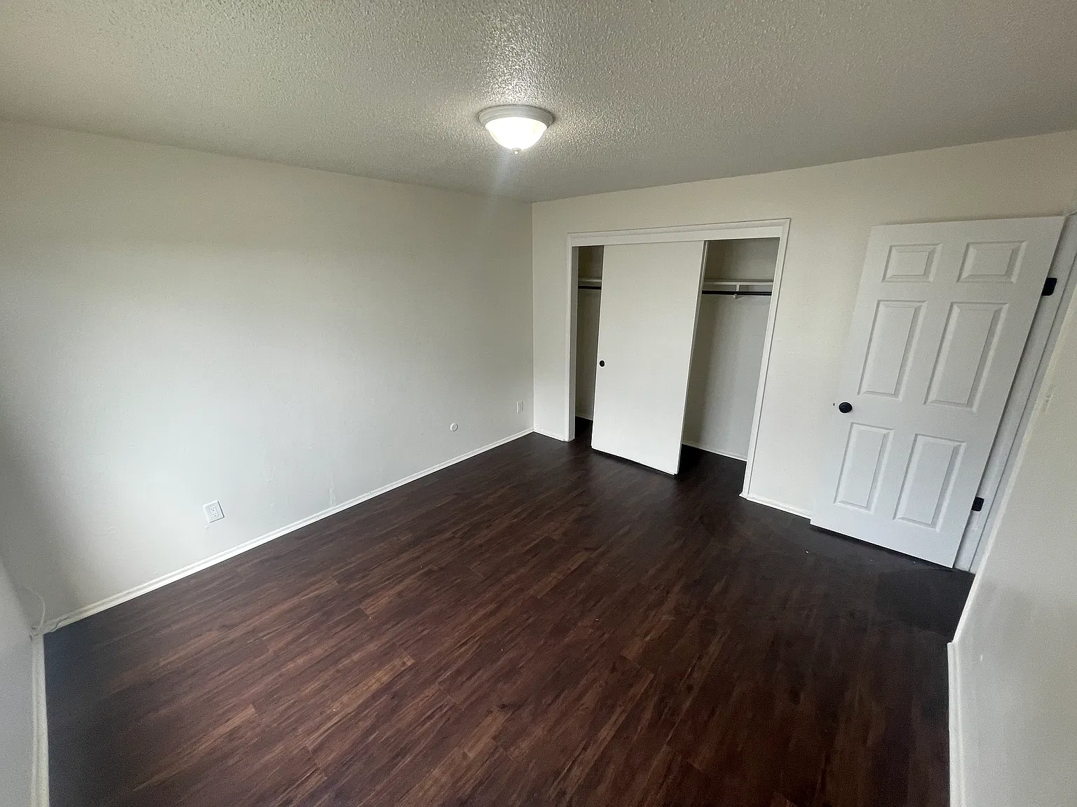 1 bed, $1,350 — Photo 3