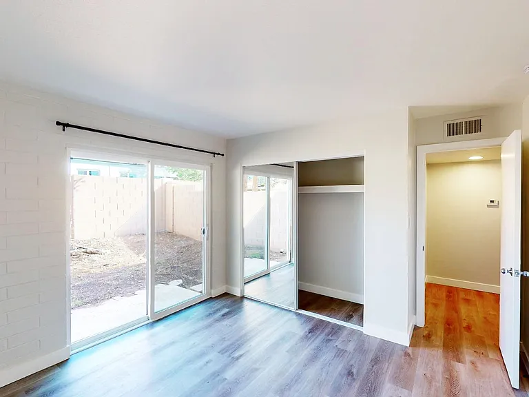 1714 E Ocotillo Rd — Photo 19