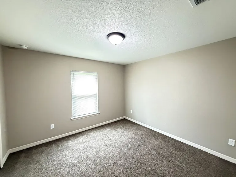 15741 SW 23rd Avenue Rd — Photo 16