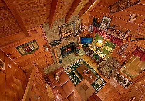 5th image of 1751 Oakridge View Ln