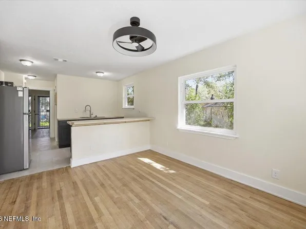 2949 ERNEST Street, Jacksonville, FL 32205