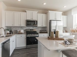 19 Cardinal Way, Mount Laurel, NJ 08054