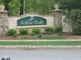 110 Whisper Way E, Ledgewood, NJ 07852