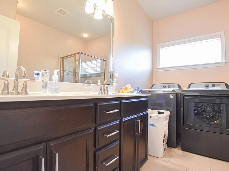 3765 Silver Fox Ln — Photo 12
