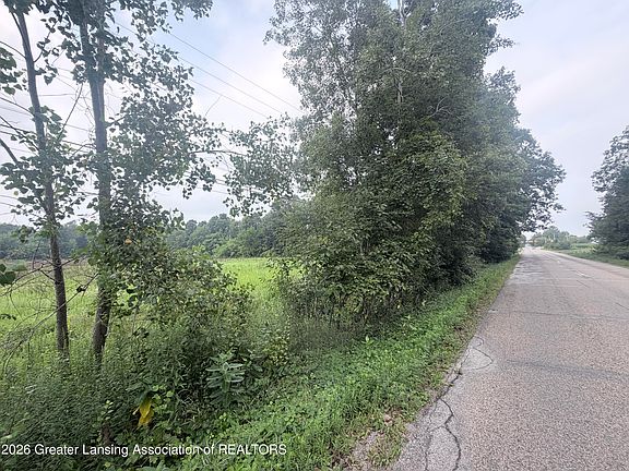 3rd image of PARCEL Holt Hwy #A