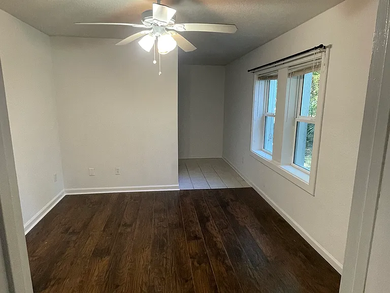 21 Nesmith Ave — Photo 15