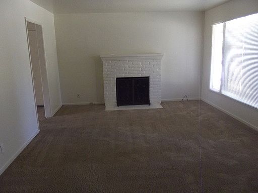 5th image of 2112 Murieta Way